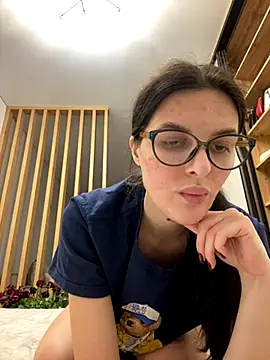 little belucci online show from 22, 10, 2025