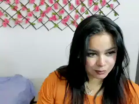 Snapshot of Zoelove222 chatting on 2, 12, 2024 Zoelove222 online show from 2, 12, 2024