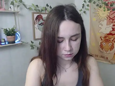 VeryVeryVeryShy  online show from 3, 4, 2026