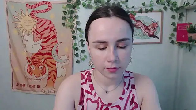 VeryVeryVeryShy  online show from 22, 5, 2026