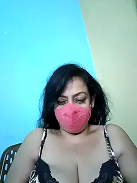 Snapshot of love_suman chatting on 18, 10, 2025 love suman online show from 18, 10, 2025