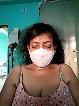 Snapshot of love_suman chatting on 26, 10, 2025 love suman online show from 26, 10, 2025