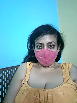 Snapshot of love_suman chatting on 27, 10, 2025 love suman online show from 27, 10, 2025