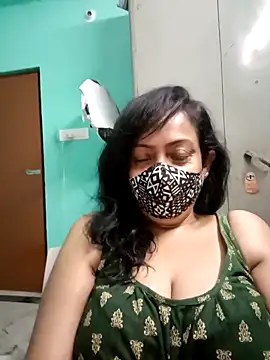 Snapshot of love_suman chatting on 5, 11, 2025 love suman online show from 5, 11, 2025