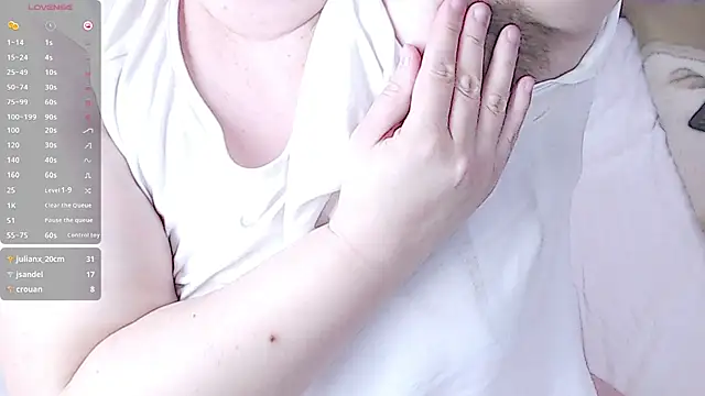 Snapshot of Heartful_BBW chatting on 10, 3, 2025 Heartful BBW online show from 10, 3, 2025