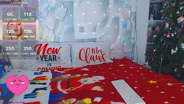 mooncandygirl online show from 20, 12, 2024