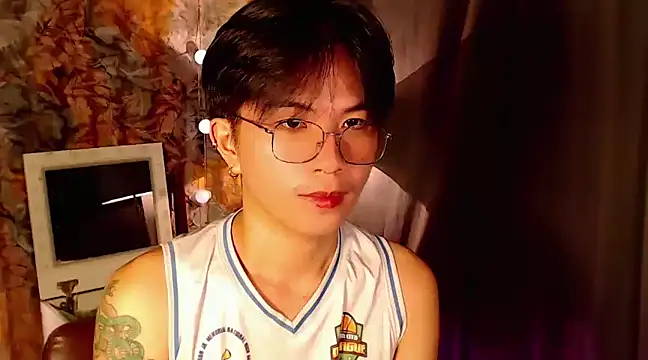 Snapshot of Sexy_Handsome_Drex chatting on 21, 12, 2024 Sexy Handsome Drex online show from 21, 12, 2024