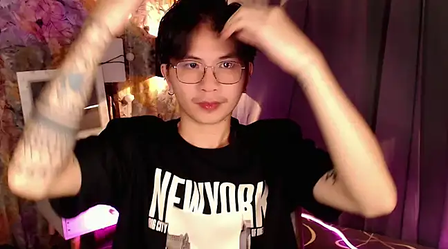 Snapshot of Sexy_Handsome_Drex chatting on 24, 12, 2024 Sexy Handsome Drex online show from 24, 12, 2024