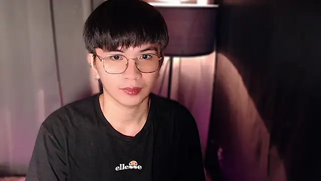 Snapshot of Sexy_Handsome_Drex chatting on 25, 2, 2025 Sexy Handsome Drex online show from 25, 2, 2025