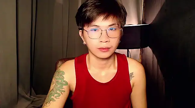 Snapshot of Sexy_Handsome_Drex chatting on 10, 3, 2025 Sexy Handsome Drex online show from 10, 3, 2025