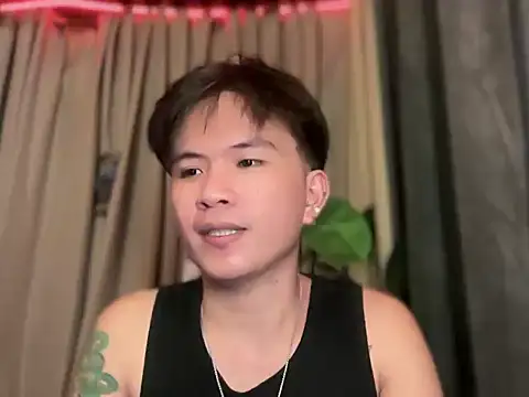 Snapshot of Sexy_Handsome_Drex chatting on 28, 5, 2026 Sexy Handsome Drex online show from 28, 5, 2026