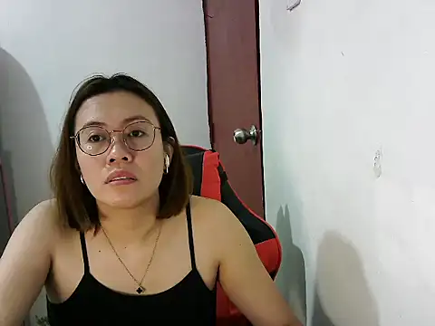 crizzybel online show from 28, 2, 2025