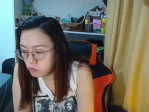 Snapshot of crizzybel chatting on 29, 4, 2026 crizzybel online show from 29, 4, 2026