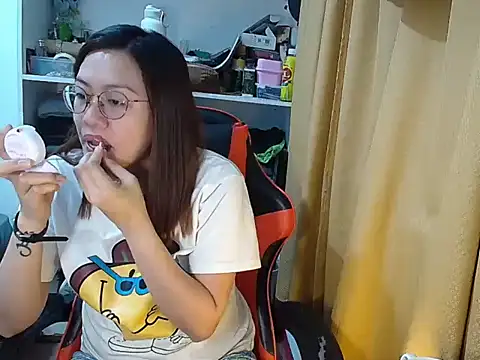 Snapshot of crizzybel chatting on 1, 5, 2026 crizzybel online show from 1, 5, 2026