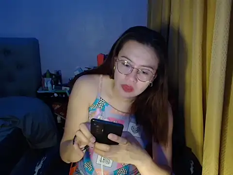 Snapshot of crizzybel chatting on 1, 6, 2026 crizzybel online show from 1, 6, 2026