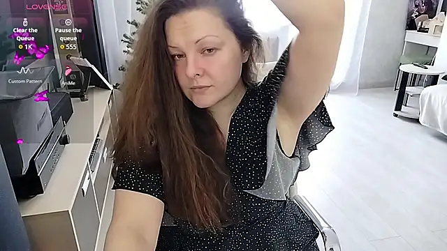 Marla Singerrr online show from 3, 5, 2026