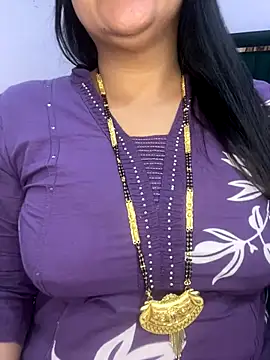 Snapshot of Zoya_Varma004 chatting on 15, 10, 2025 Zoya Varma004 online show from 15, 10, 2025