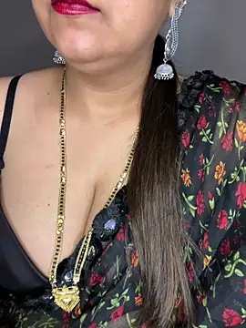 Snapshot of Zoya_Varma004 chatting on 14, 5, 2026 Zoya Varma004 online show from 14, 5, 2026