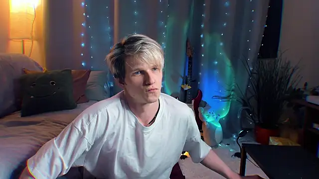 Breston Sweet online show from 10, 4, 2026