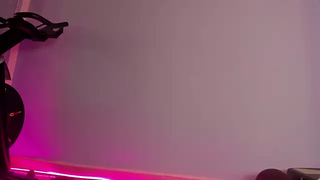 Snapshot of isa_kiss chatting on 4, 3, 2025 isa kiss online show from 4, 3, 2025