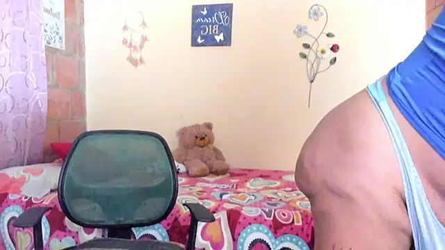 Snapshot of zafiro_sex_ chatting on 27, 2, 2025 zafiro sex online show from 27, 2, 2025