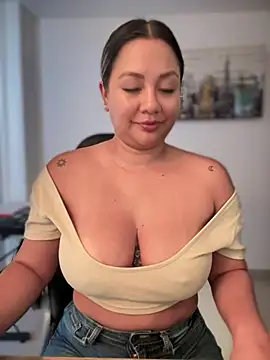 Snapshot of ValeryGrey chatting on 22, 1, 2025 ValeryGrey online show from 22, 1, 2025