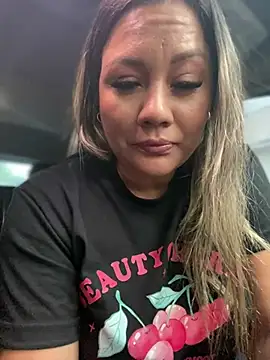 Snapshot of ValeryGrey chatting on 24, 2, 2025 ValeryGrey online show from 24, 2, 2025