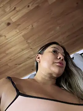 Snapshot of ValeryGrey chatting on 14, 3, 2025 ValeryGrey online show from 14, 3, 2025