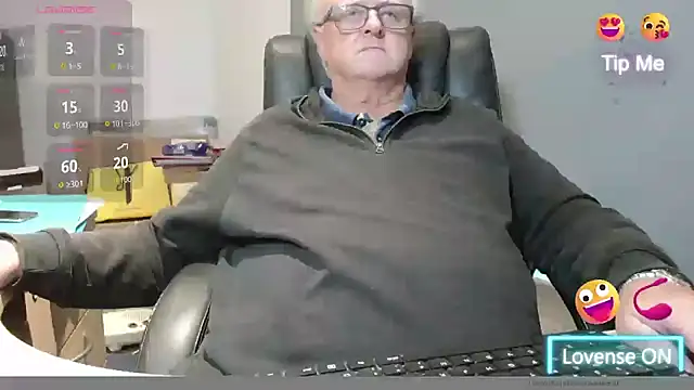 bigbadjon69 online show from 3, 11, 2025