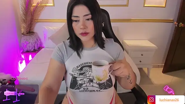 lucy26  online show from 1, 3, 2025