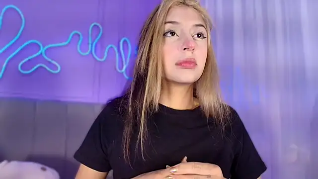 Sofly s online show from 4, 6, 2026