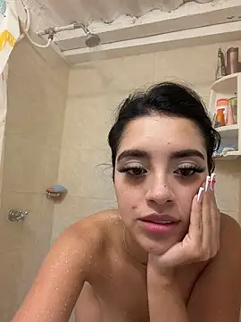 Victoria adaams online show from 3, 3, 2026