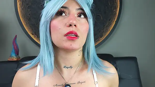 Snapshot of miss_sharlotte18 chatting on 2, 12, 2025 miss sharlotte18 online show from 2, 12, 2025