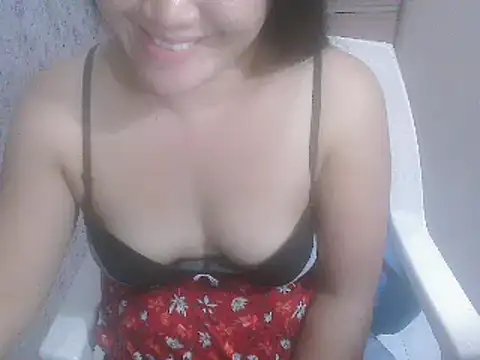 Snapshot of sweet_Lielani chatting on 10, 2, 2025 sweet Lielani online show from 10, 2, 2025