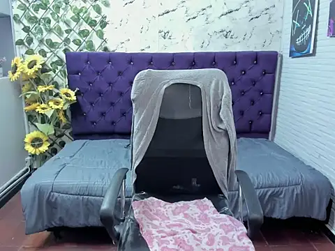 AnnyMilet  online show from 26, 3, 2026