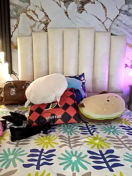 mollieblue69 online show from 8, 4, 2026