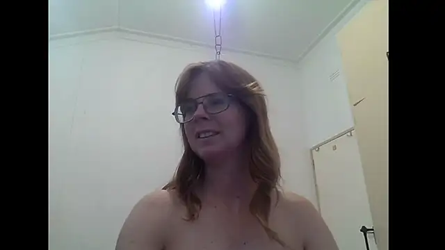 Snapshot of SavannaGirly chatting on 20, 7, 2026 SavannaGirly online show from 20, 7, 2026