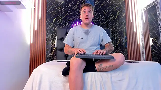 Snapshot of keane_lee chatting on 9, 9, 2025 keane lee online show from 9, 9, 2025