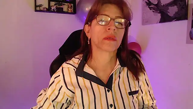 Chayla Ruiz online show from 14, 3, 2025