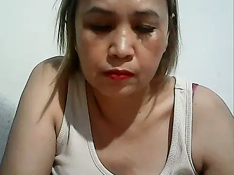 Snapshot of Lhadycarolyn chatting on 1, 2, 2026 Lhadycarolyn online show from 1, 2, 2026