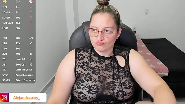 alejandra milf  online show from 7, 1, 2026