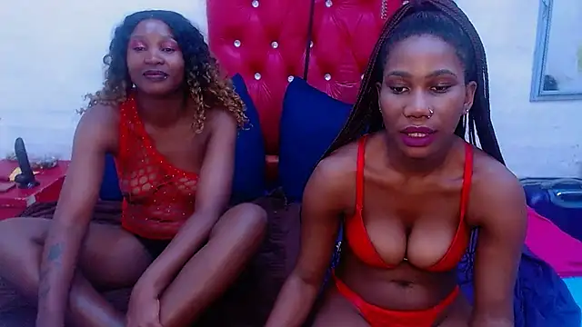 XSCARLETQUEENXX online show from 16, 3, 2026