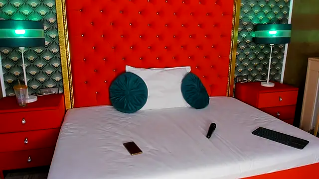 VallerieJones online show from 9, 10, 2025