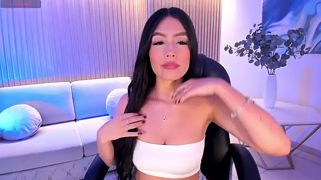 JadeEvansX online show from 12, 12, 2024