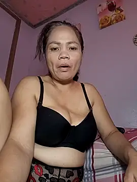 hotbabes163 online show from 5, 12, 2025