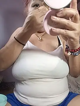 Snapshot of hotbabes163 chatting on 29, 6, 2026 hotbabes163 online show from 29, 6, 2026