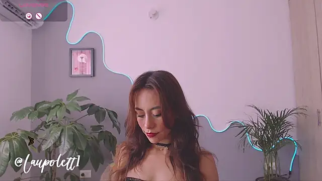 LauPolett online show from 2, 2, 2025