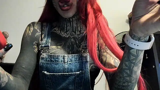 tamarapervert online show from 15, 2, 2025