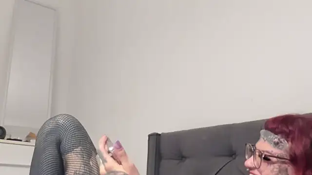 tamarapervert online show from 23, 2, 2026