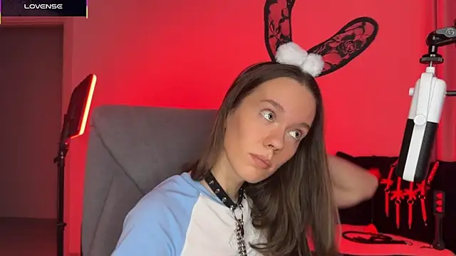 DivineBite online show from 13, 11, 2025